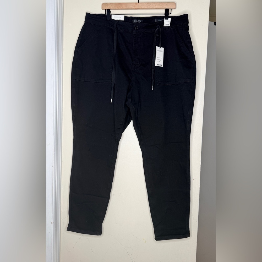 Judy Blue Charcoal Button-Fly Pants - Picture 6 of 15